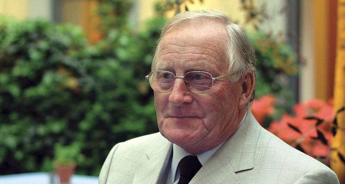 grāmatas autors Alens Karrs